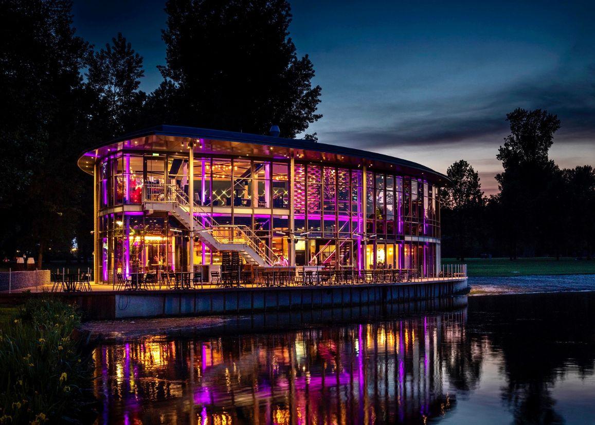 The Boathouse Kralingen avondfoto